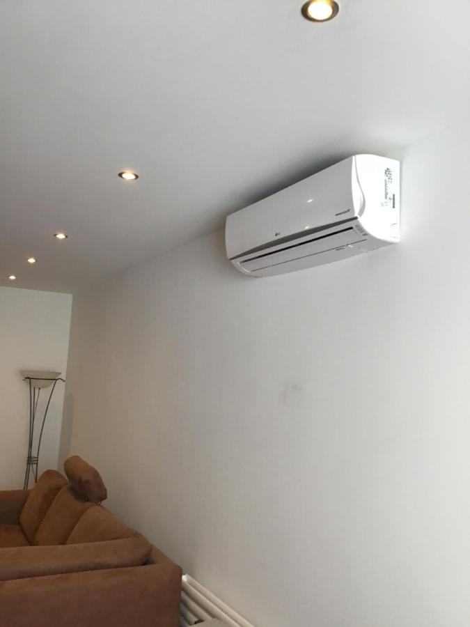 Chic Appartement In Sas Van Gent Exterior foto