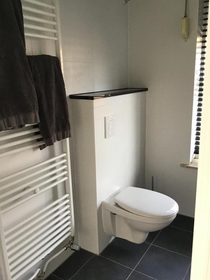 Chic Appartement In Sas Van Gent Exterior foto