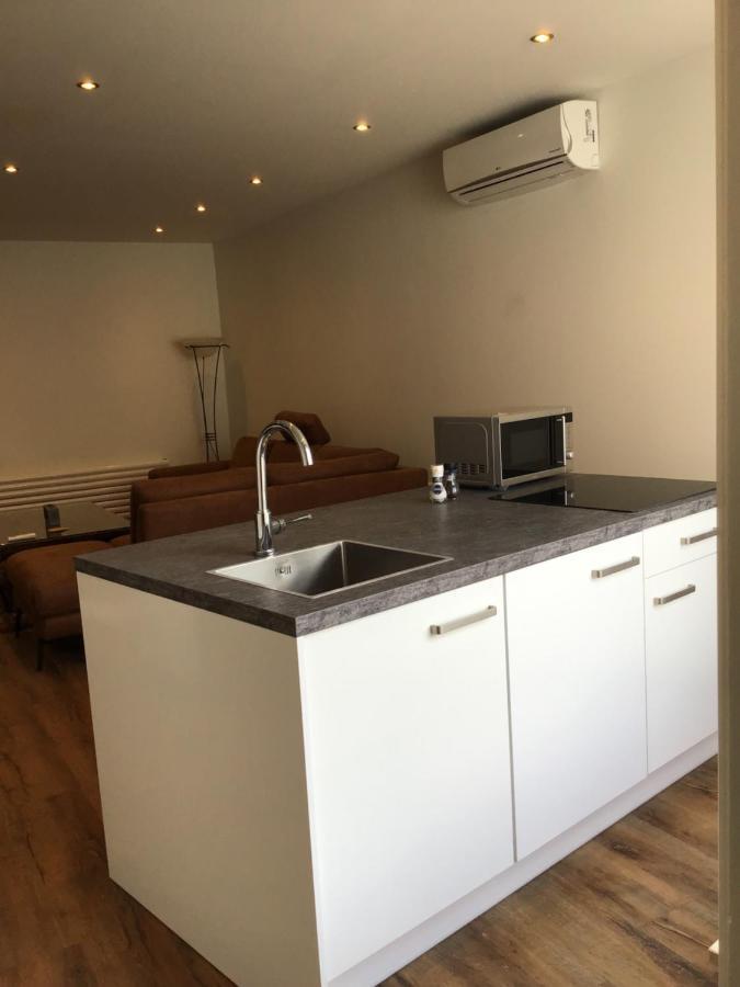 Chic Appartement In Sas Van Gent Exterior foto